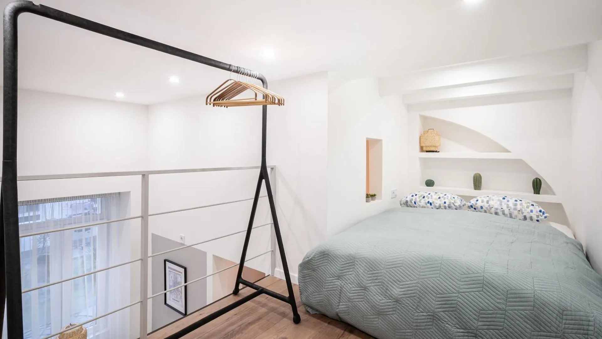 Serendipity Apartment location